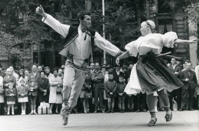 Gentse Feesten: a festival of street theater, art and concerts in Ghent